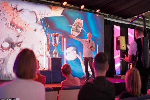 Particular是否可以用于描述体育项目？(图1)